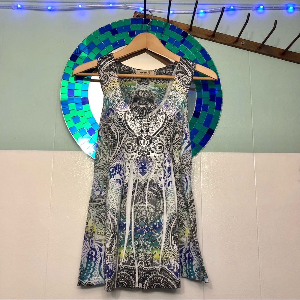 🌸3for$10 One World Patterned Tank Top size Small